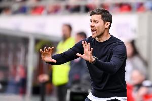 500万网彩票APP-扎卡：阿隆索知道他在勒沃库森拥有什么，他迟早会去更大的俱乐部